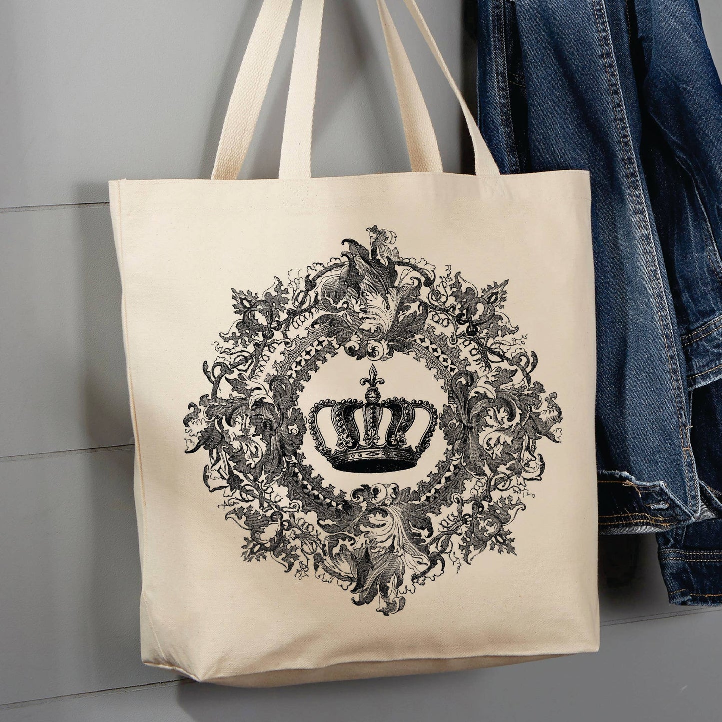 Fancy Crown Wreath, 12 oz Tote Bag